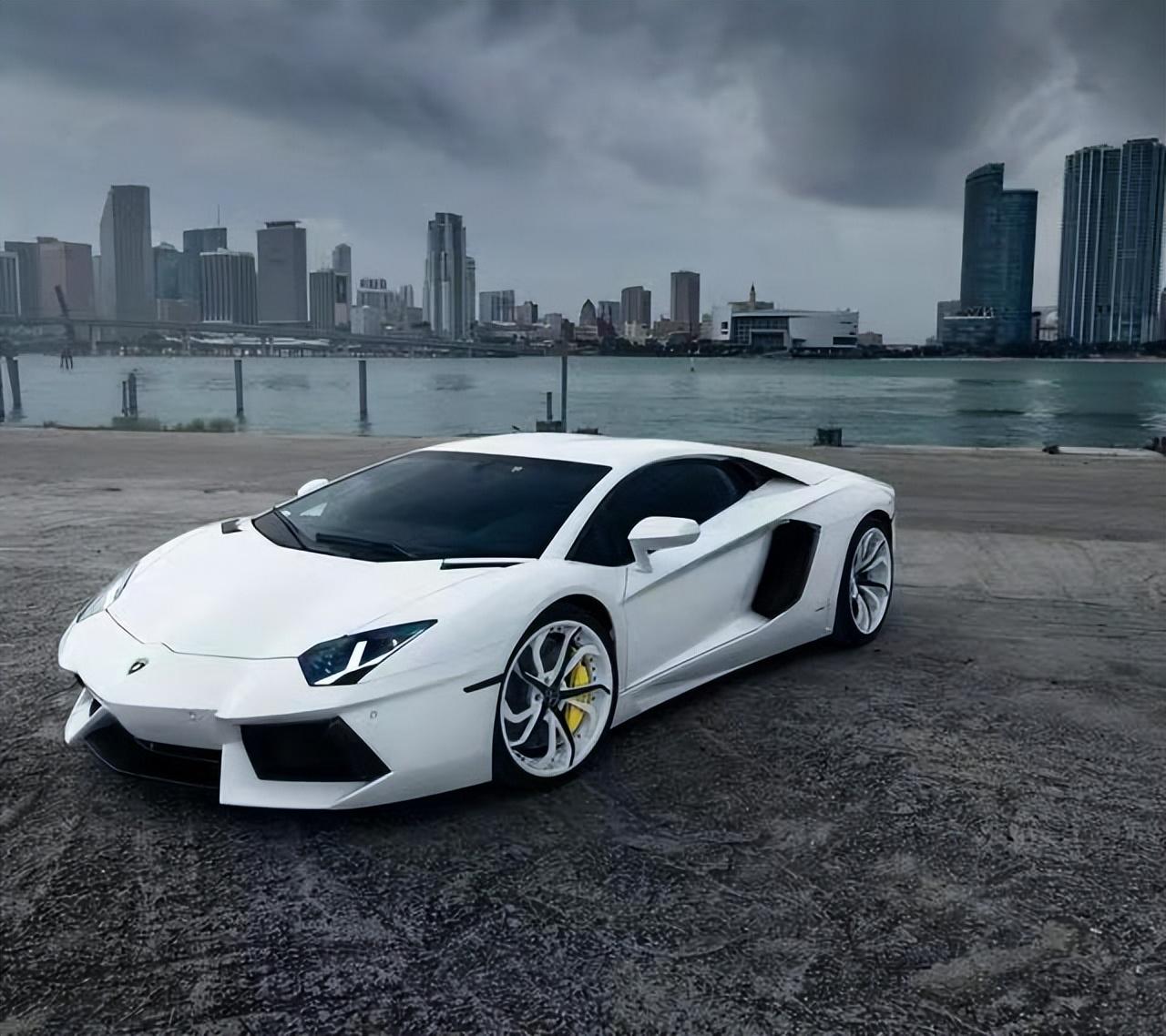 泰優(yōu)匯小朱朱：以客戶為中心，用行動(dòng)詮釋精進(jìn)利他精神?